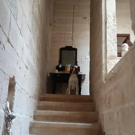 Hail Mary Bed and Breakfast Mosta